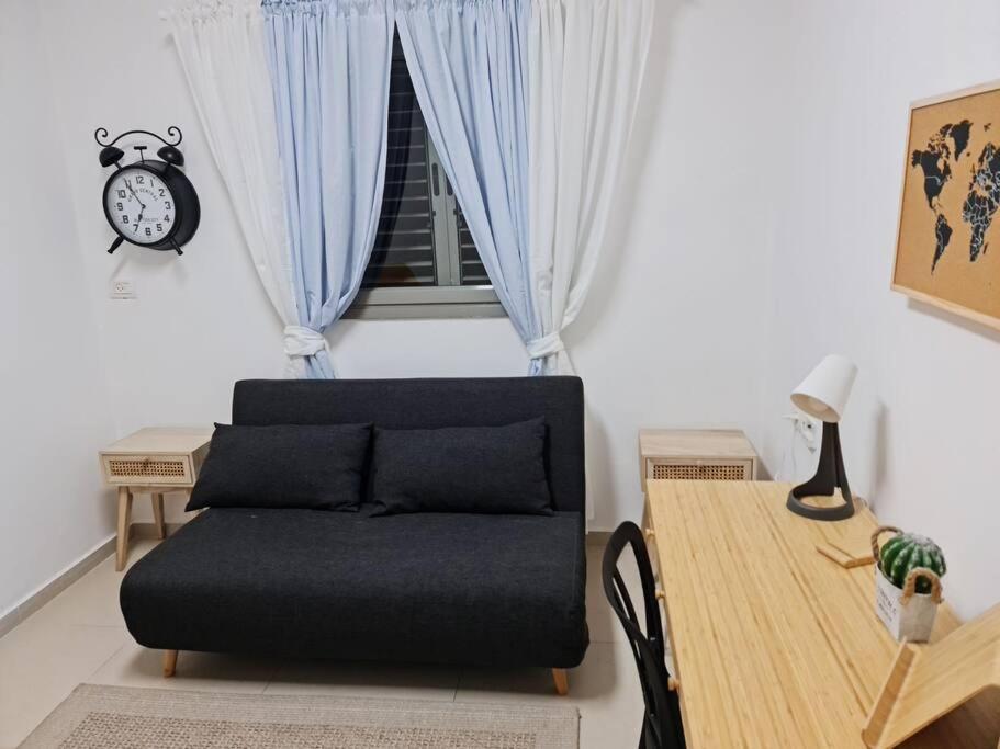 Apartament מרחק נגיעה בתקווה Petach Tikva Zewnętrze zdjęcie