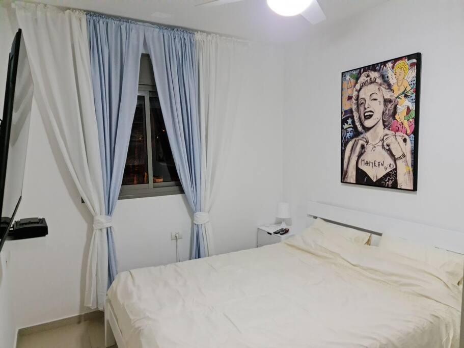 Apartament מרחק נגיעה בתקווה Petach Tikva Zewnętrze zdjęcie